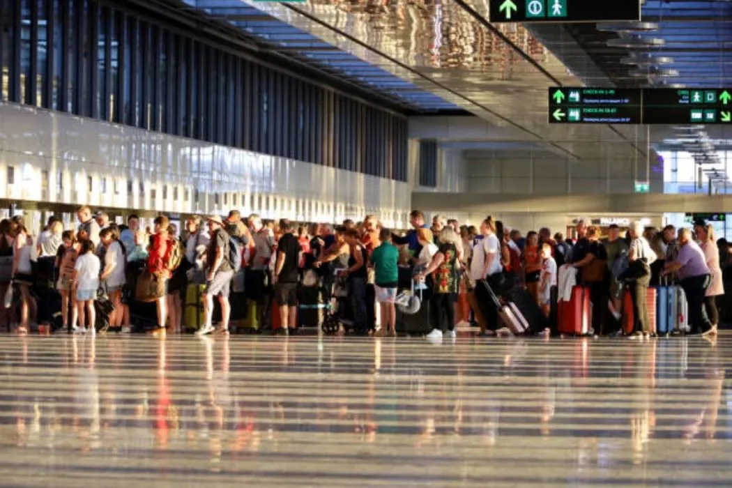 Авиакомпания Red Wings возобновила регулярное авиасообщение с Израилем