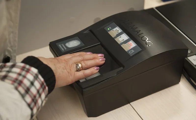 В России стартовал эксперимент по сбору биометрии у иностранцев